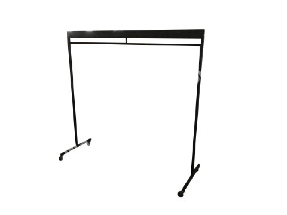 šatní štendr s háčky